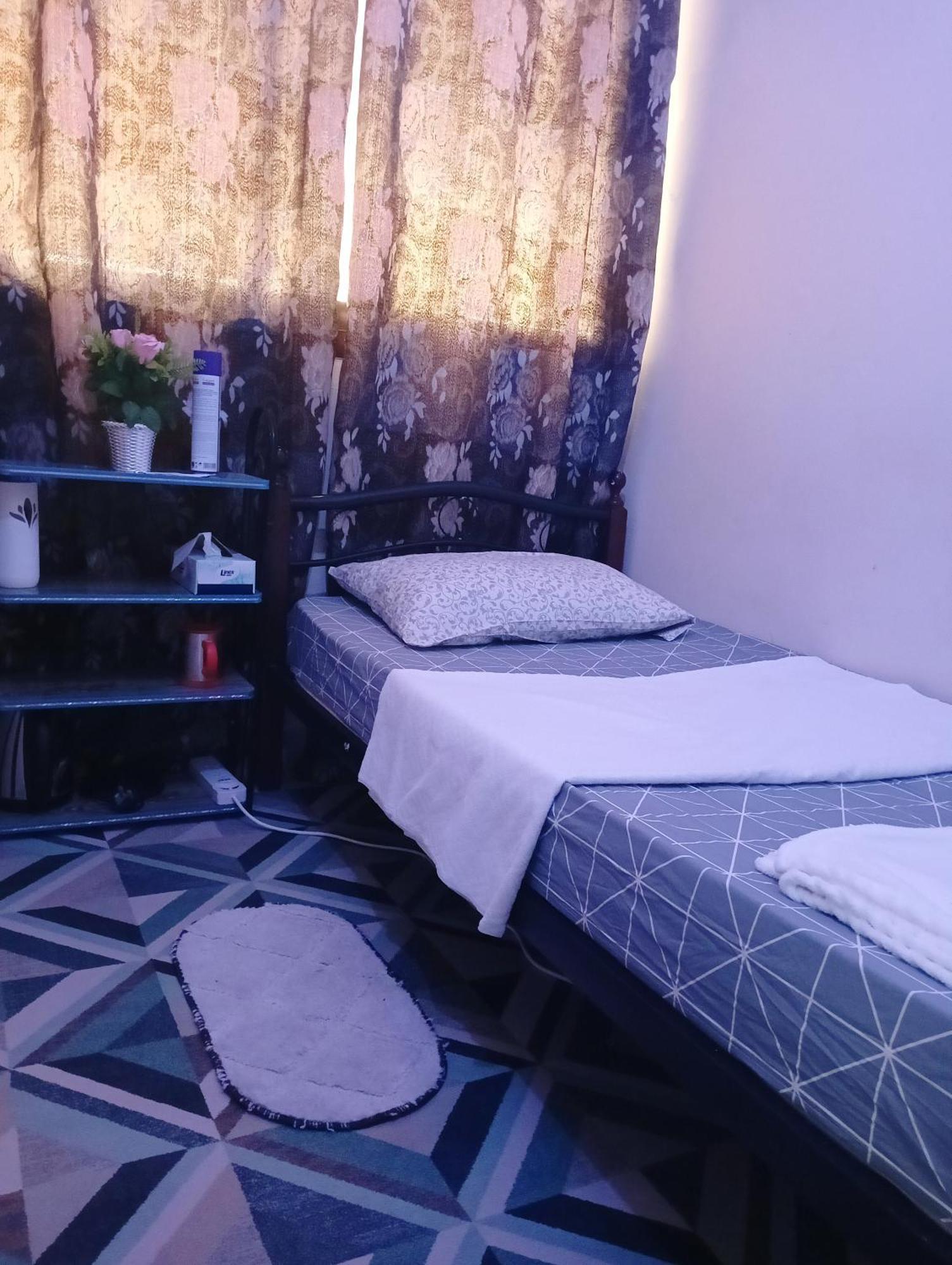 Single Room Near "World Trade Centre&Beach" Abudhabi Abu Dhabi Bagian luar foto